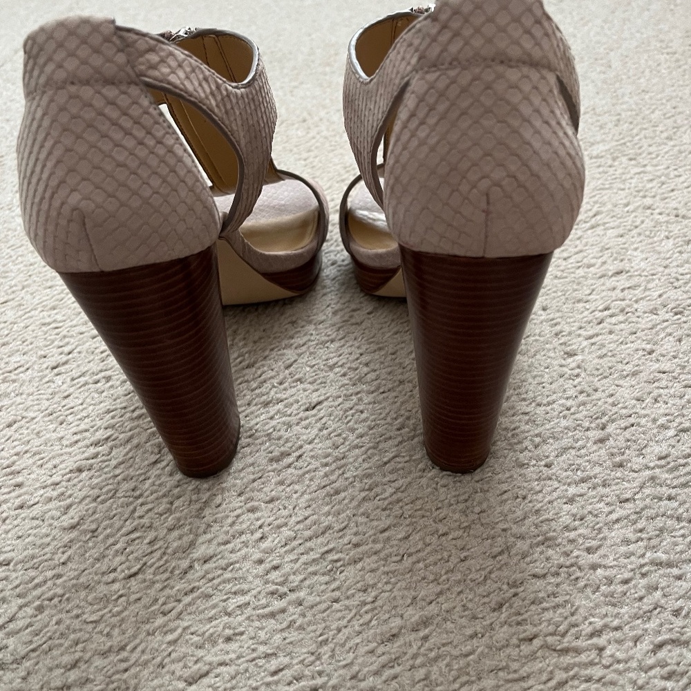 Michael Kors shoes - Picture 3 of 3